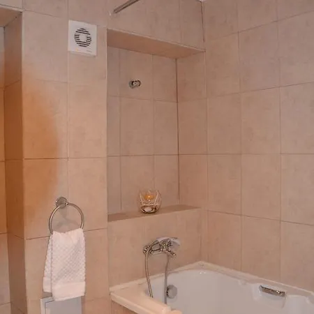 On The Cliff Apartament Obzor