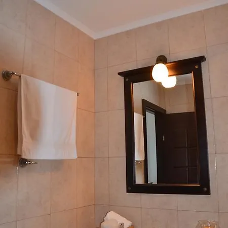 아파트 On The Cliff *